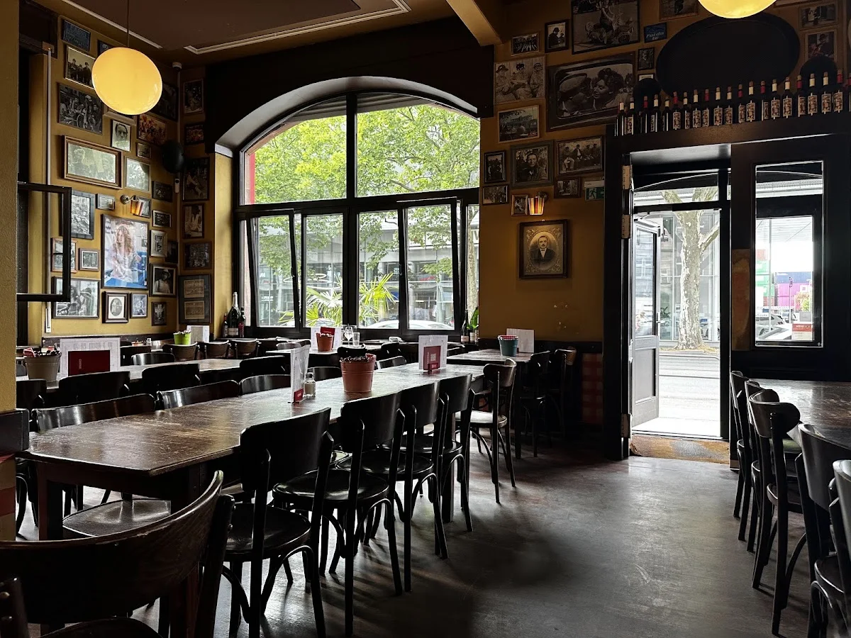 Das Leben Ist Schön – Atmosphäre in Frankfurt am Main, Hessen