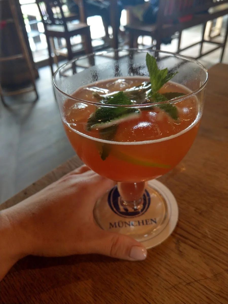 Harlachinger Jagdschlössl – Saft in München, Bayern