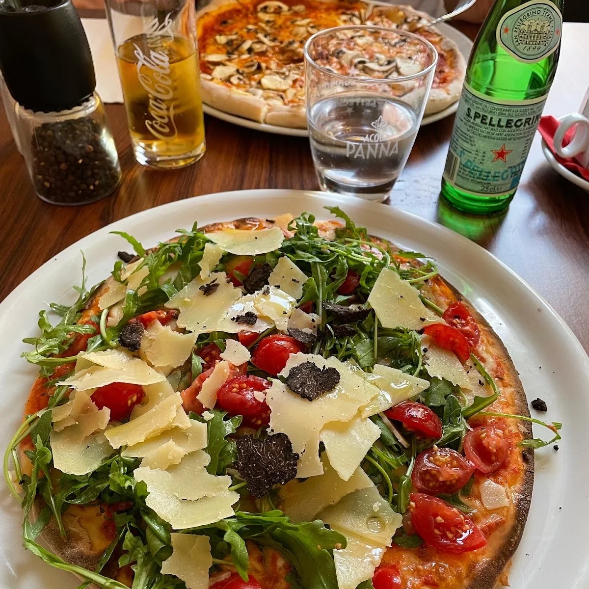 Pizzeria Paolo – Essen und Trinken in Frankfurt am Main, Hessen