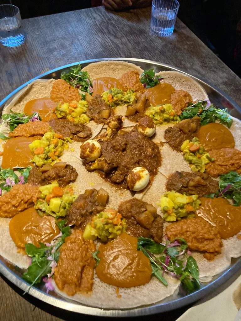 TZOM - Eritrean Restaurant – Essen und Trinken in Berlin