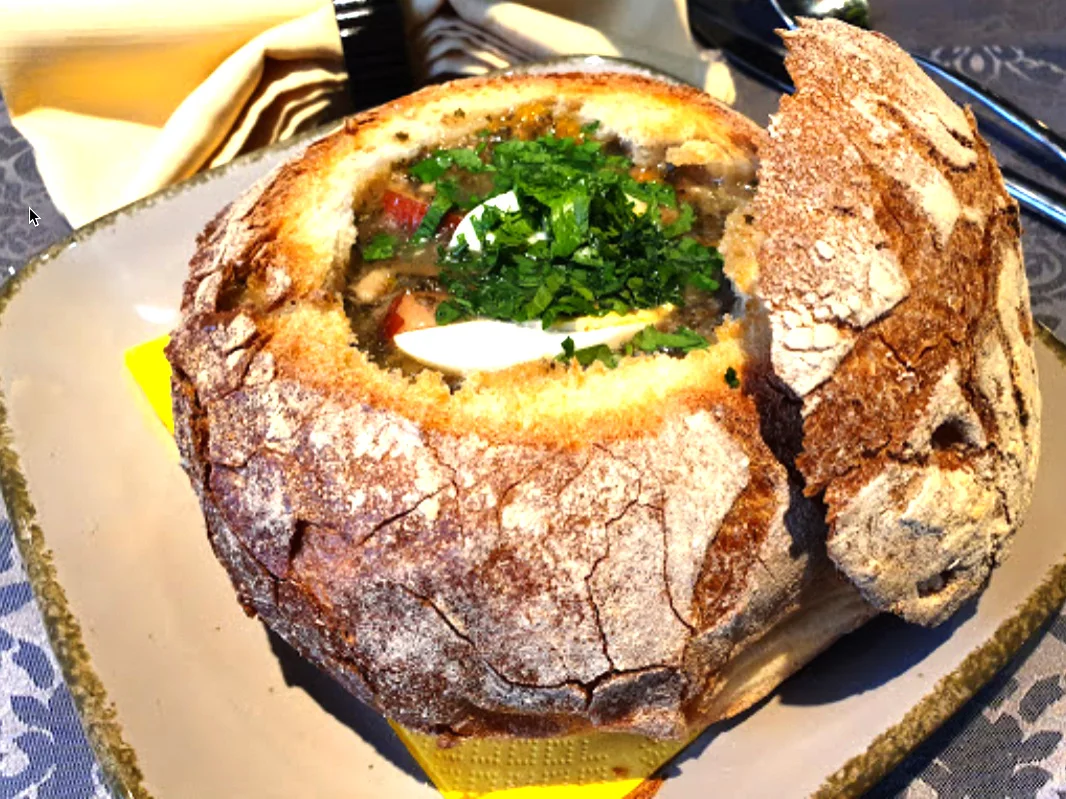 MaXimA - Feines Polnisches Restaurant – Clam Chowder in Köln, Nordrhein-Westfalen