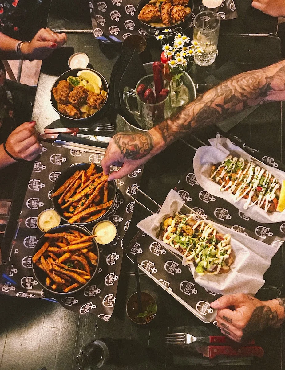 UNDERDOCKS – Essen und Trinken in Hamburg
