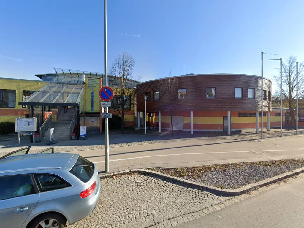 ERGOMAR Ergolding Badewelt & Sauna - Öffnungszeiten hier Badewelt - Sauna/Freibad siehe Homepage – Street View & 360°-Fotos in Ergolding, Bayern
