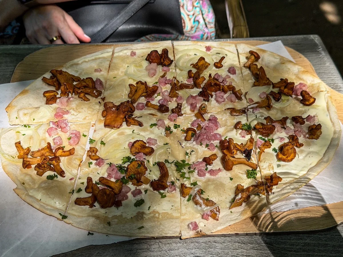 Oberschweinstiege – Flammkuchen in Frankfurt am Main, Hessen