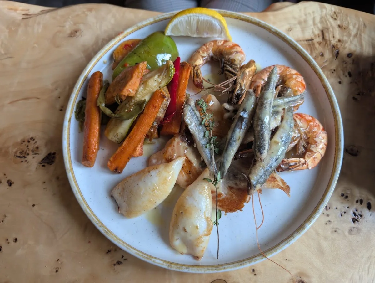 Taverna Likavitos – Restaurant in München, Bayern