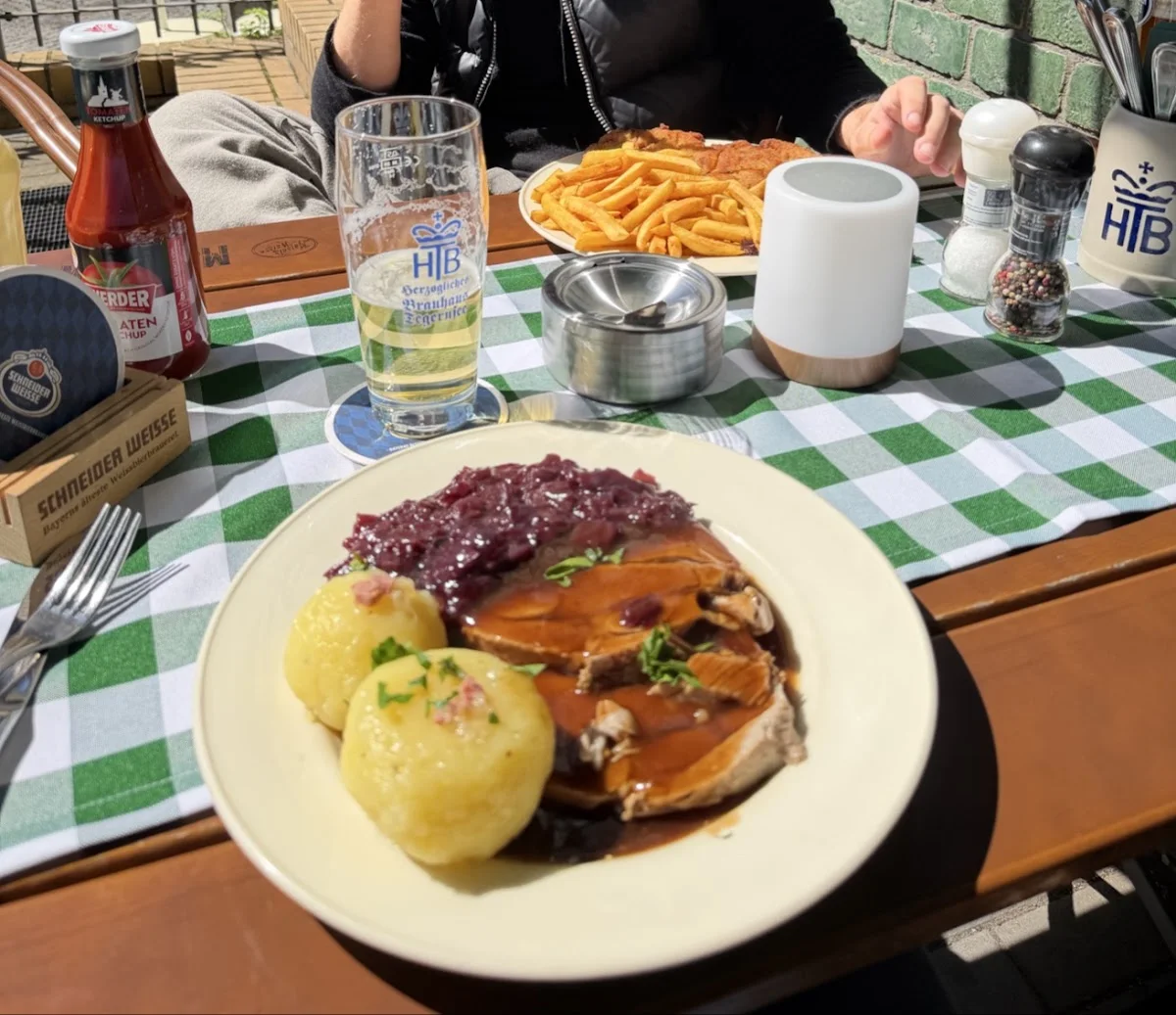 Hax'nhaus Tegernseer Tönnchen – Bayerisches Restaurant in Berlin