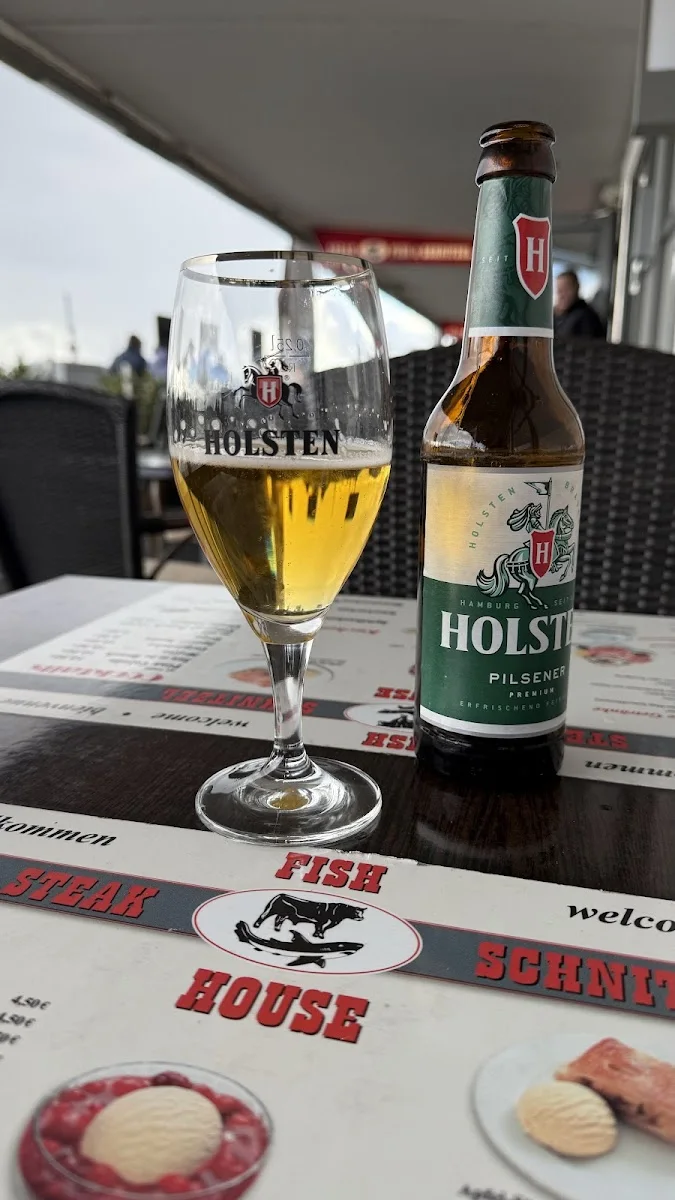 Steakhouse Landungsbrücken – Bier in Hamburg