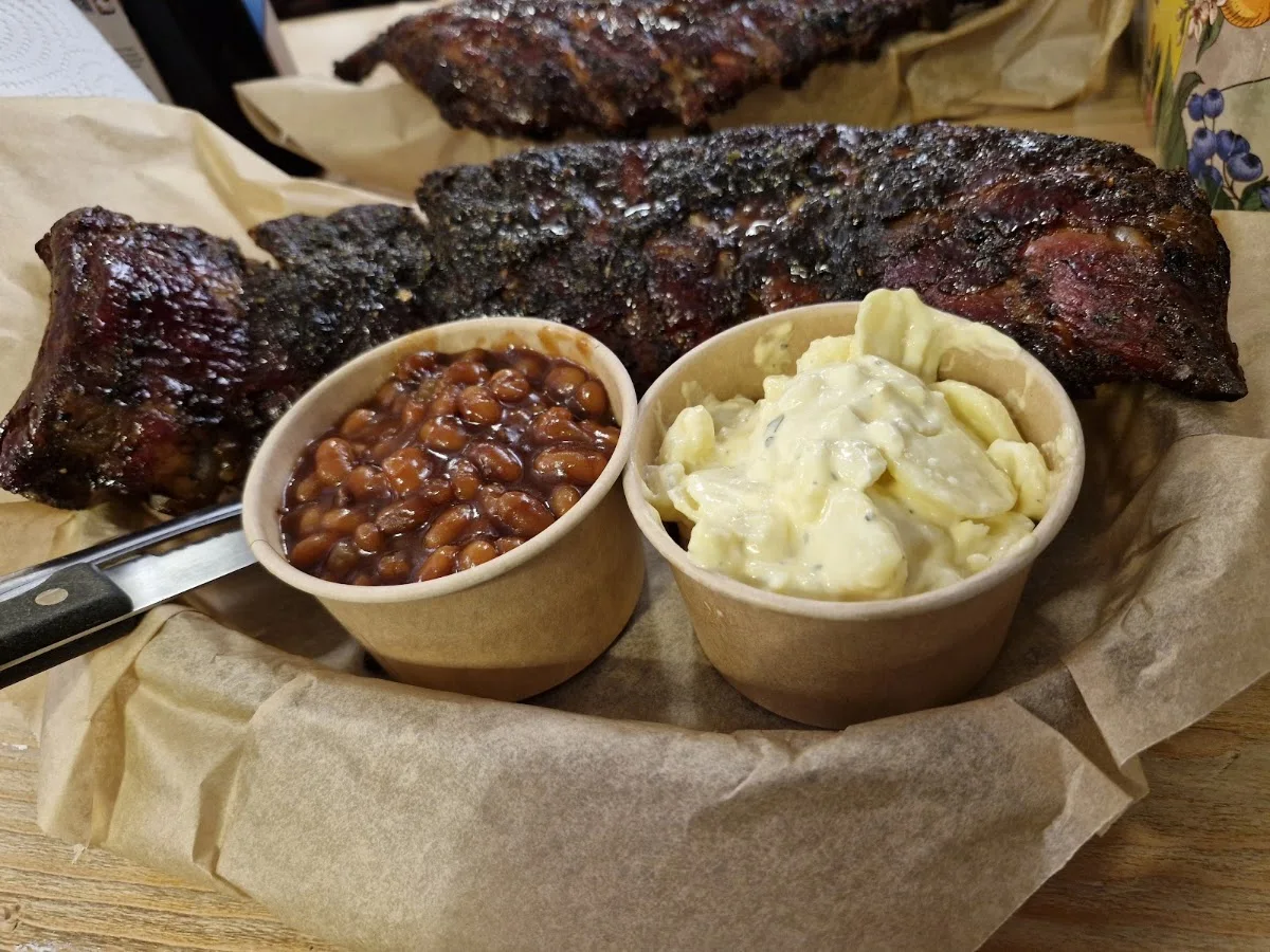 BOOGIE'S BBQ SMOKEHOUSE – Essen und Trinken in Nürnberg, Bayern