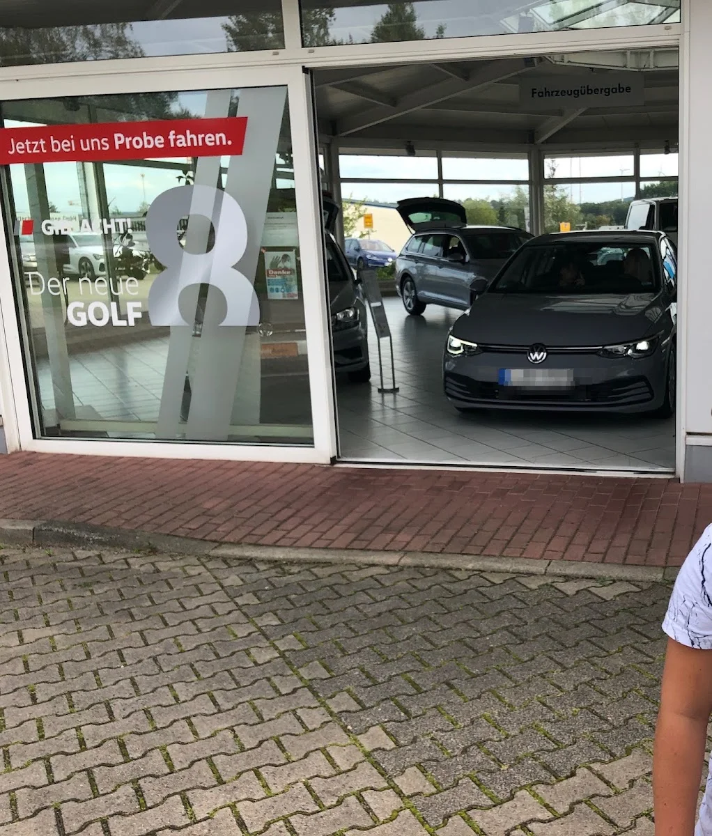 Autohaus Schmidt GmbH – Innenansichten in Bernsdorf, Sachsen
