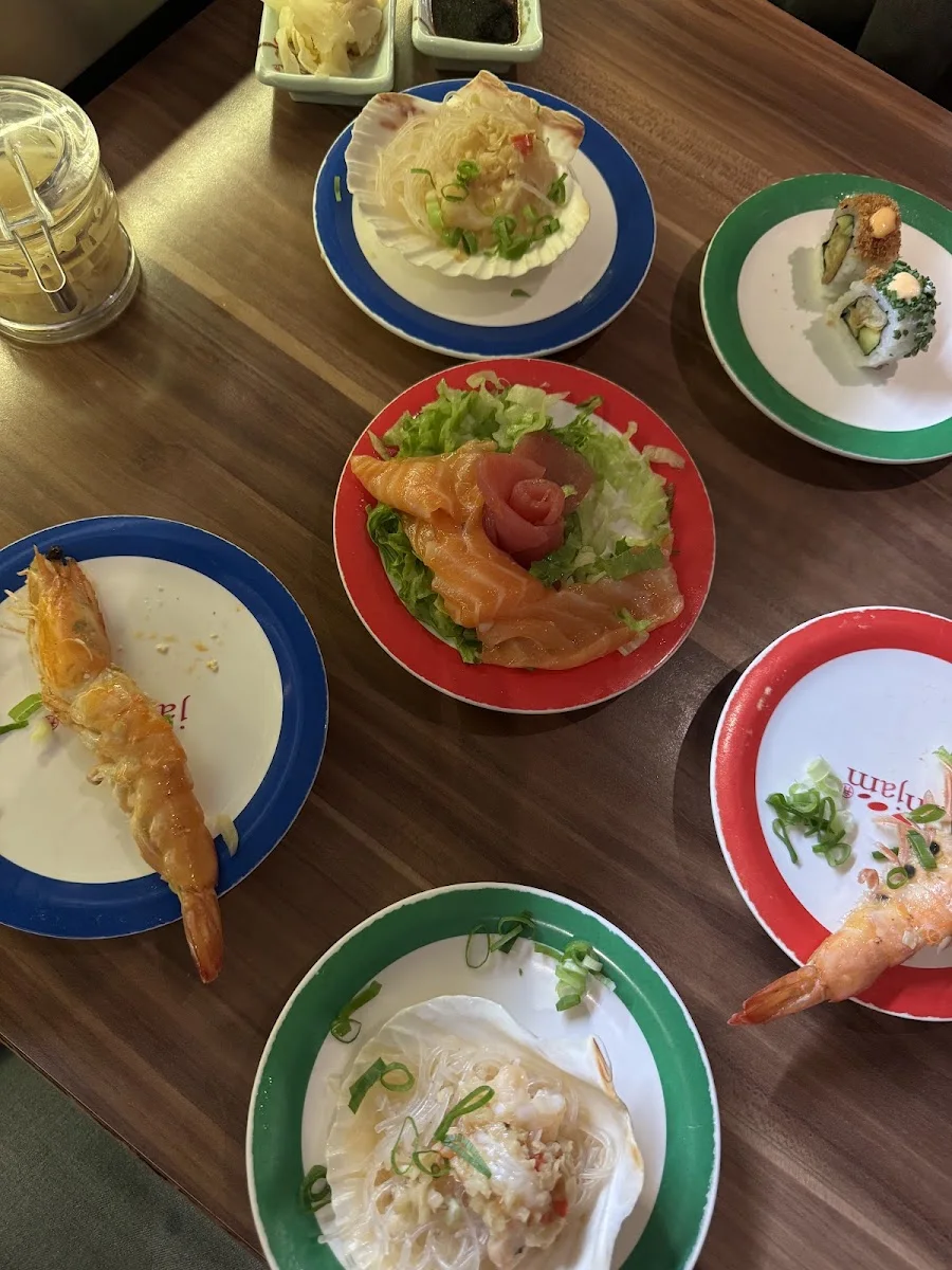 Jam Jam Running Sushi – Essen und Trinken in Hamburg