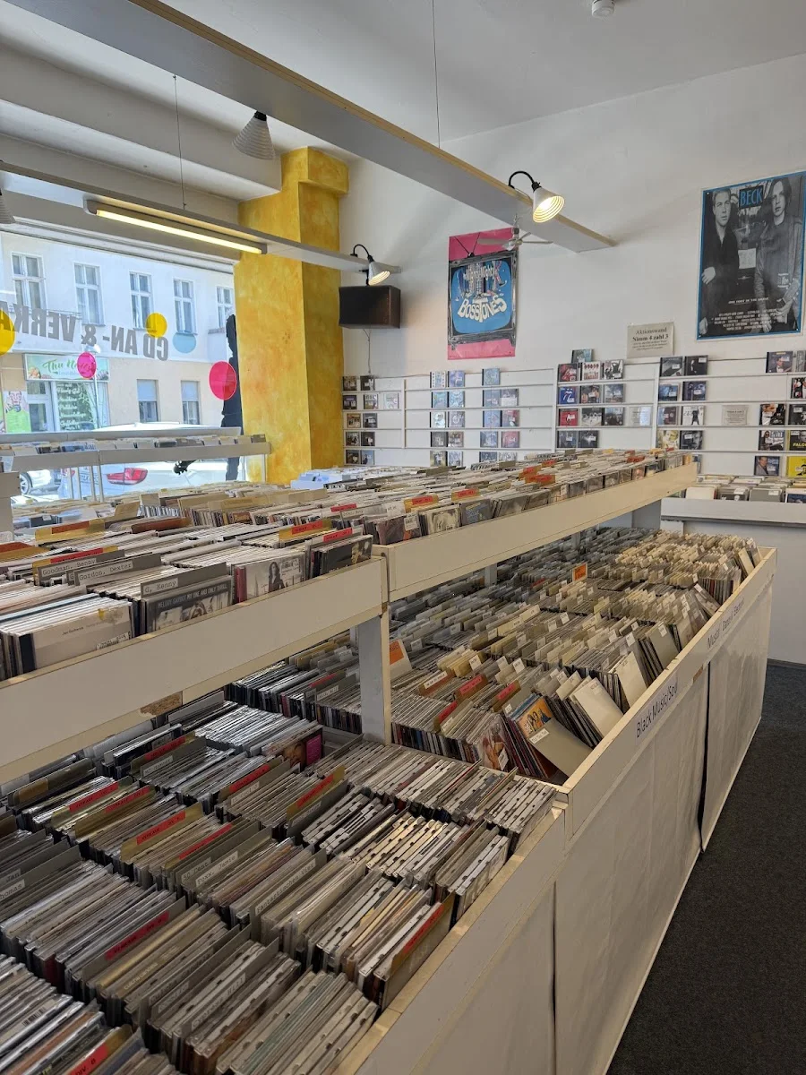 CD Laden ZeeDee – Besucherfoto: judith xx in Berlin