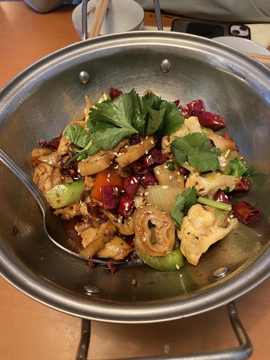 Honghong Noodles Restaurant – Feuertopf in München, Bayern