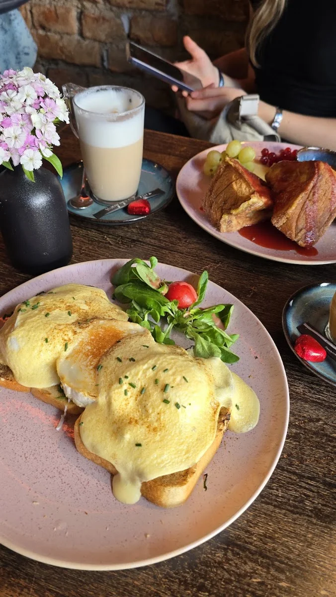 Hungriges Herz – Café in München, Bayern