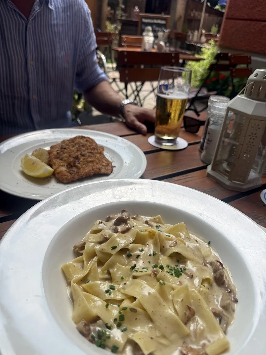 Wirtshaus Görreshof – Bayerisches Restaurant in München, Bayern