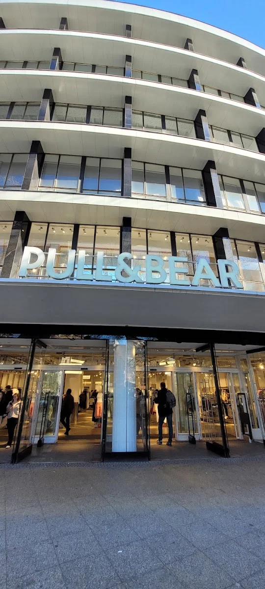 Pull&Bear – Besucherfoto: Y P in Berlin