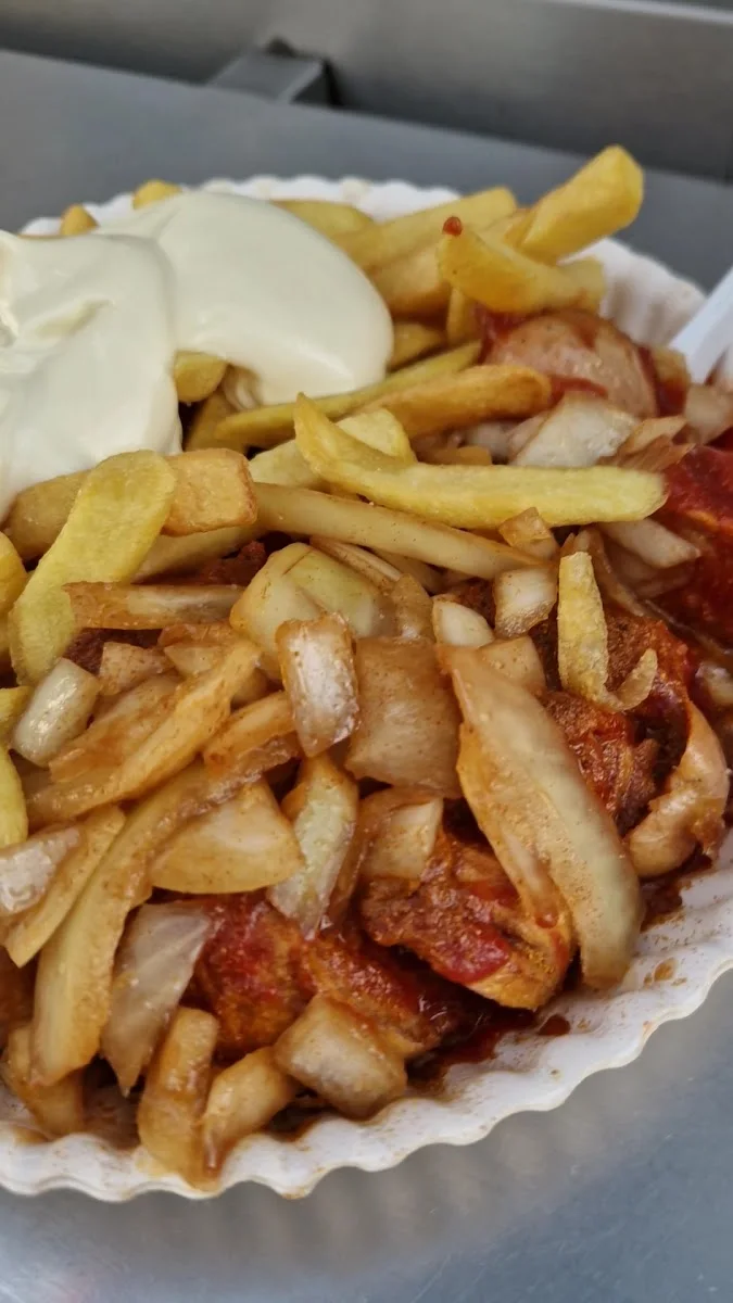Zur Bratpfanne – Currywurst in Berlin