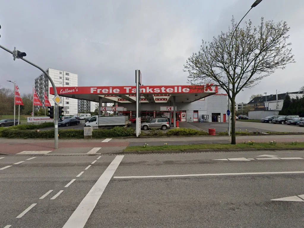 Kattner's Freie Tankstellen GmbH (Meisterwerkstatt und Waschanalage) – Street View & 360°-Fotos in Schenefeld, Schleswig-Holstein
