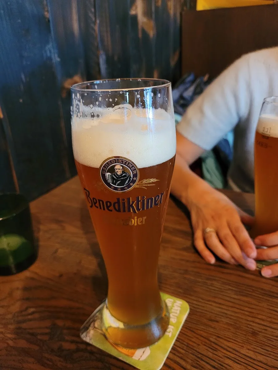Dicke Butz Kaiserstraße – Bier in Frankfurt am Main, Hessen