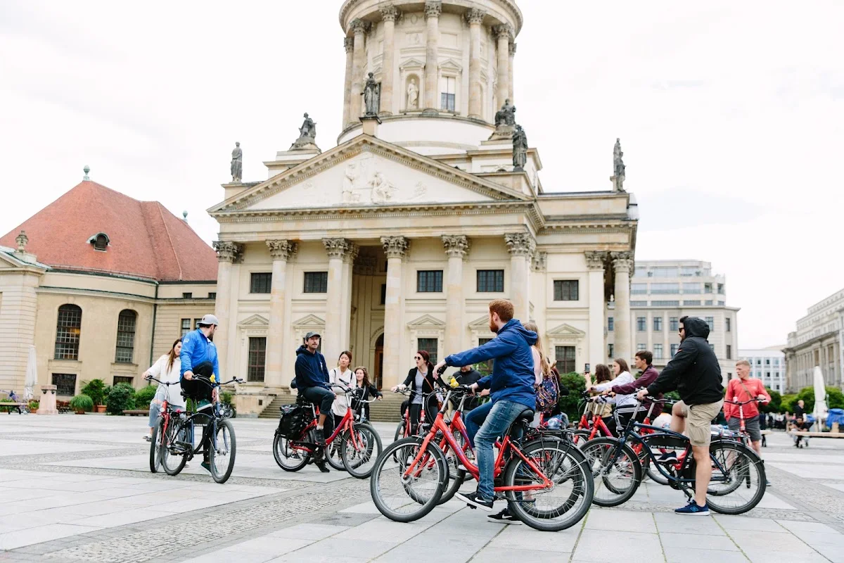 Fat Tire Bike Tours Berlin – Sahibinin seçtikleri in Berlin