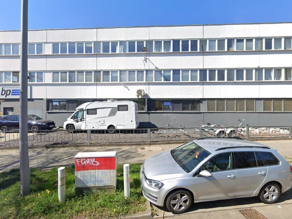 Autoklinik © - Karosserie u. Fahrzeuglackierei Berlin – Street View & 360°-Fotos in Berlin