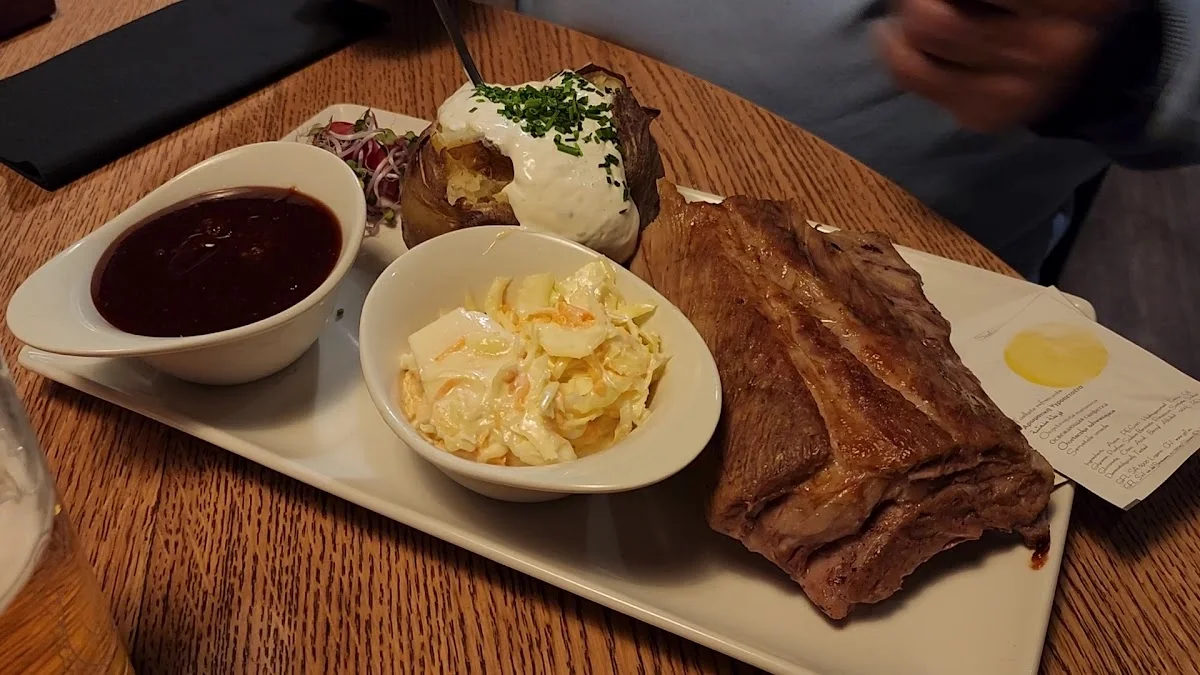 MAREDO Beef & Beer Potsdamer Platz – Atmosphäre in Berlin