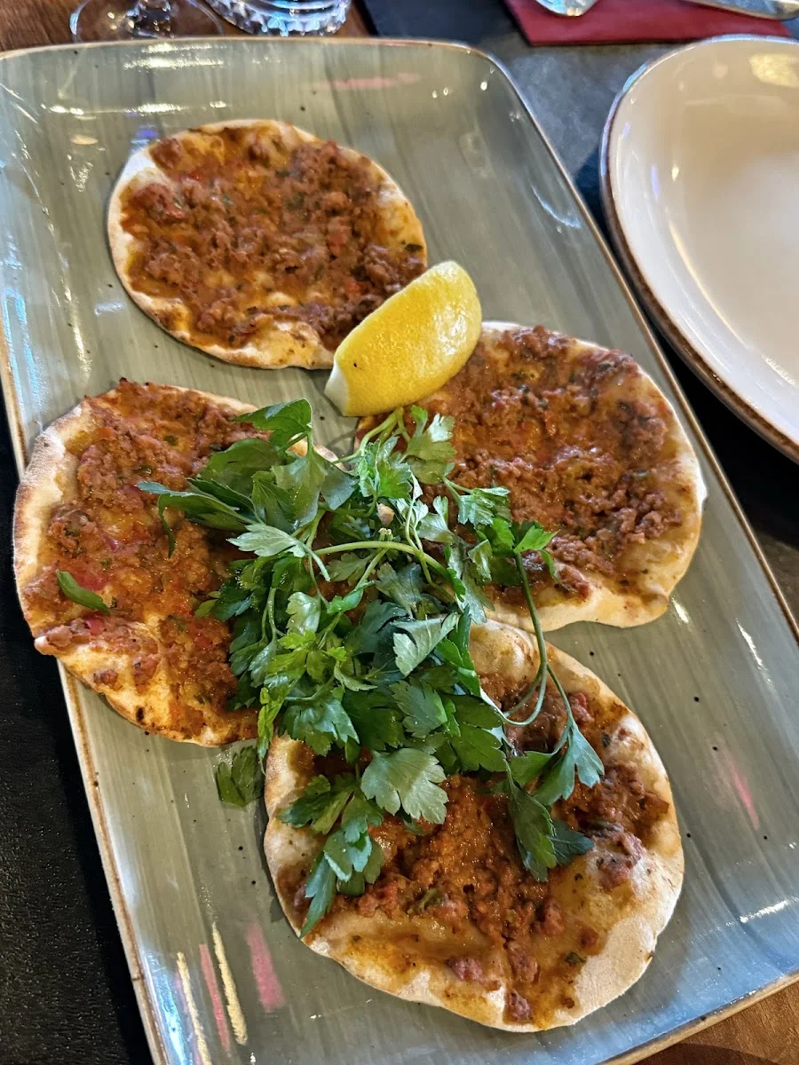 BO AZ - EAT AND CHILL – Lahmacun in Köln, Nordrhein-Westfalen