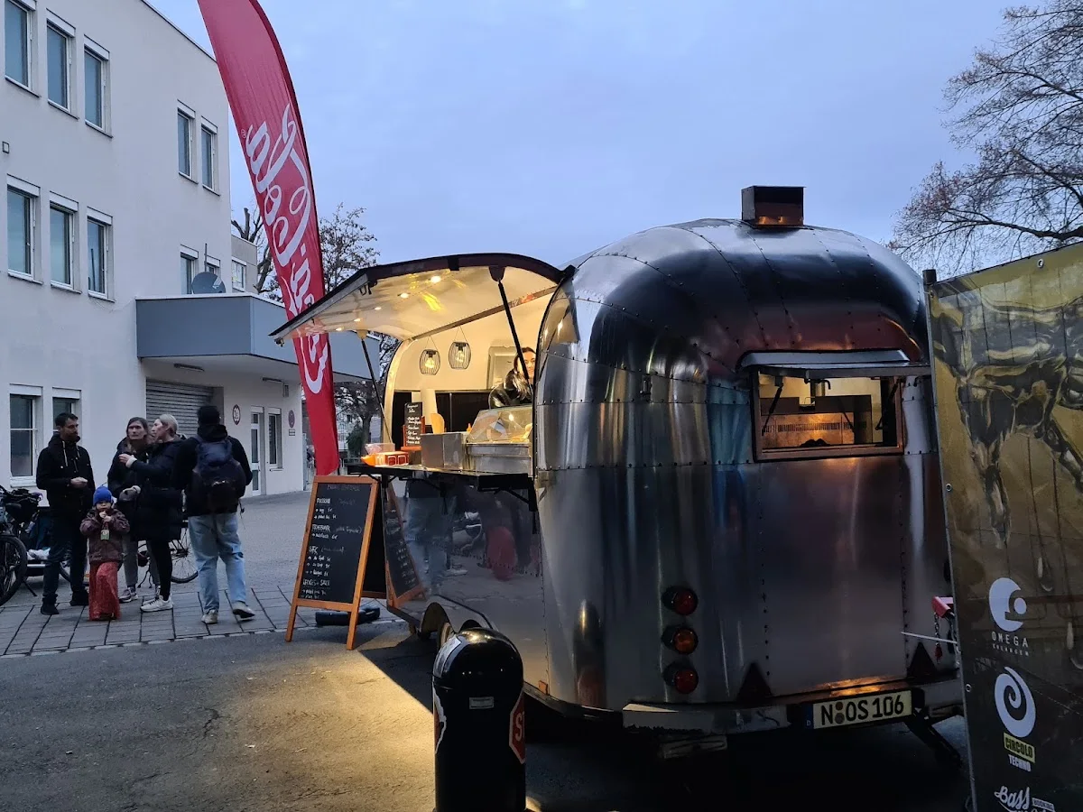 Bratans Foodtruck - Original Schaschlik – Transport in Altdorf, Bayern