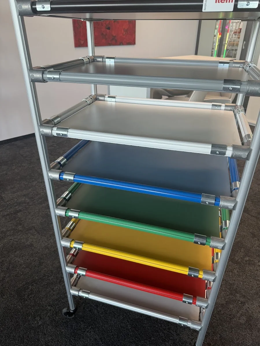 item Industrietechnik GmbH – Besucherfoto: Annika Frye in Ahrensburg, Schleswig-Holstein