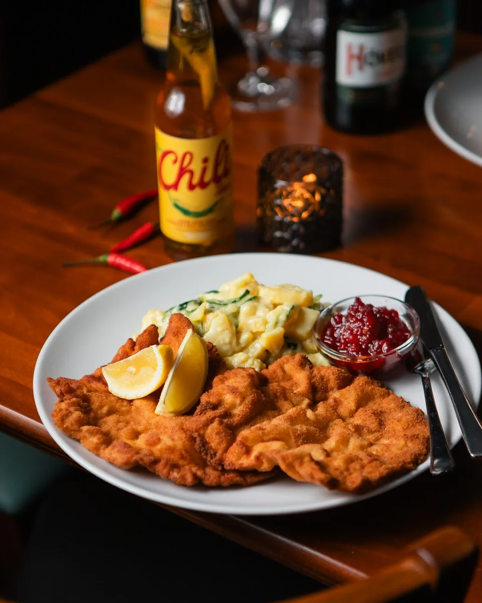 Das Haus der 100 Biere -Deutsches Restaurant und Bar – Essen und Trinken in Berlin