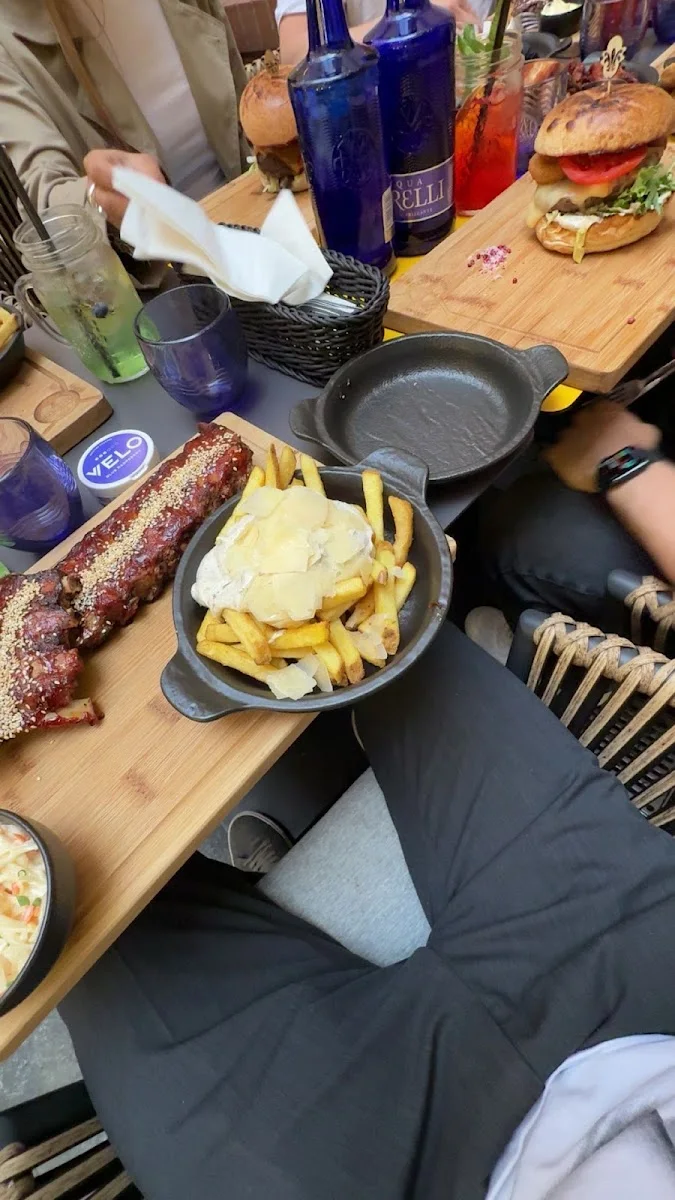Upper Grill & Bar – Bar in Berlin