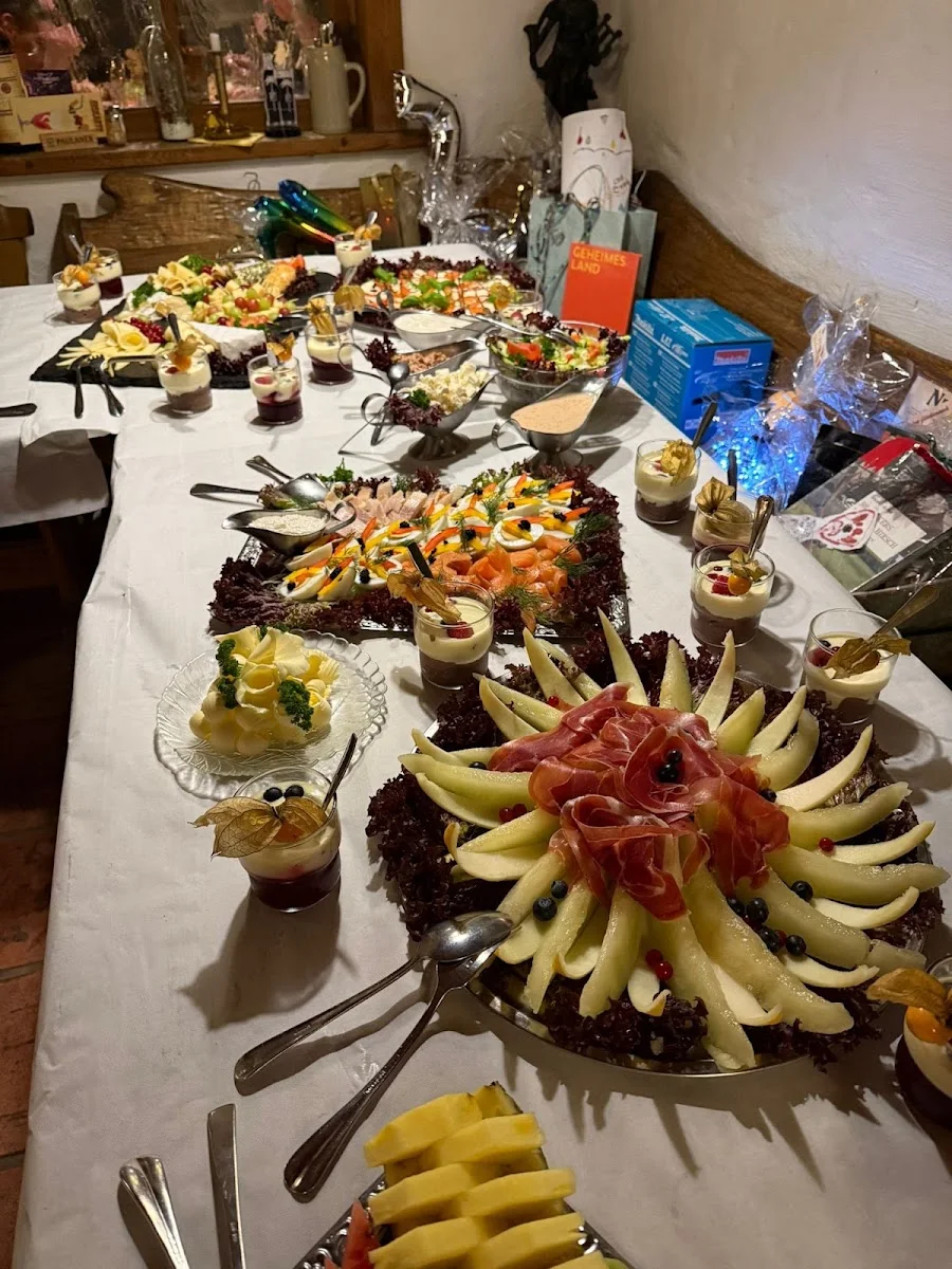 Landhaus Marzahner Krug – Essen und Trinken in Berlin