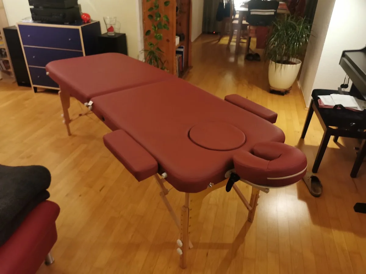 Massageliegenhaus Berlin | Massunda – Besucherfoto: Hartmut Goubeaud in Berlin