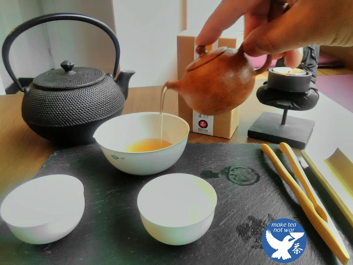 "make tea not war" - Teehandel, Teehaus, Tea shop, tea house, お茶屋 – Essen und Trinken in Berlin