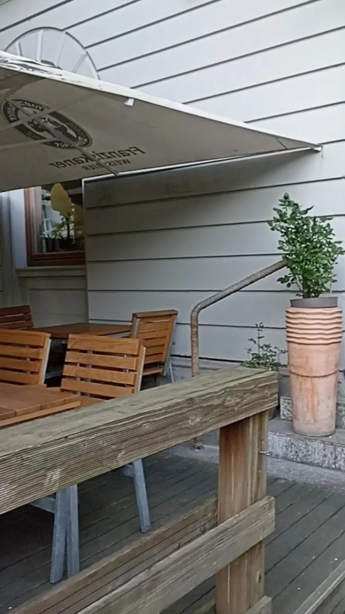 Letzte Instanz – Atmosphäre in Stuttgart, Baden-Württemberg