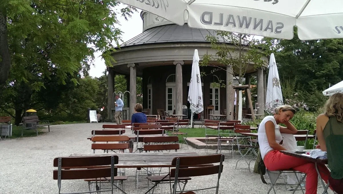 Teehaus im Weißenburgpark – Atmosphäre in Stuttgart, Baden-Württemberg