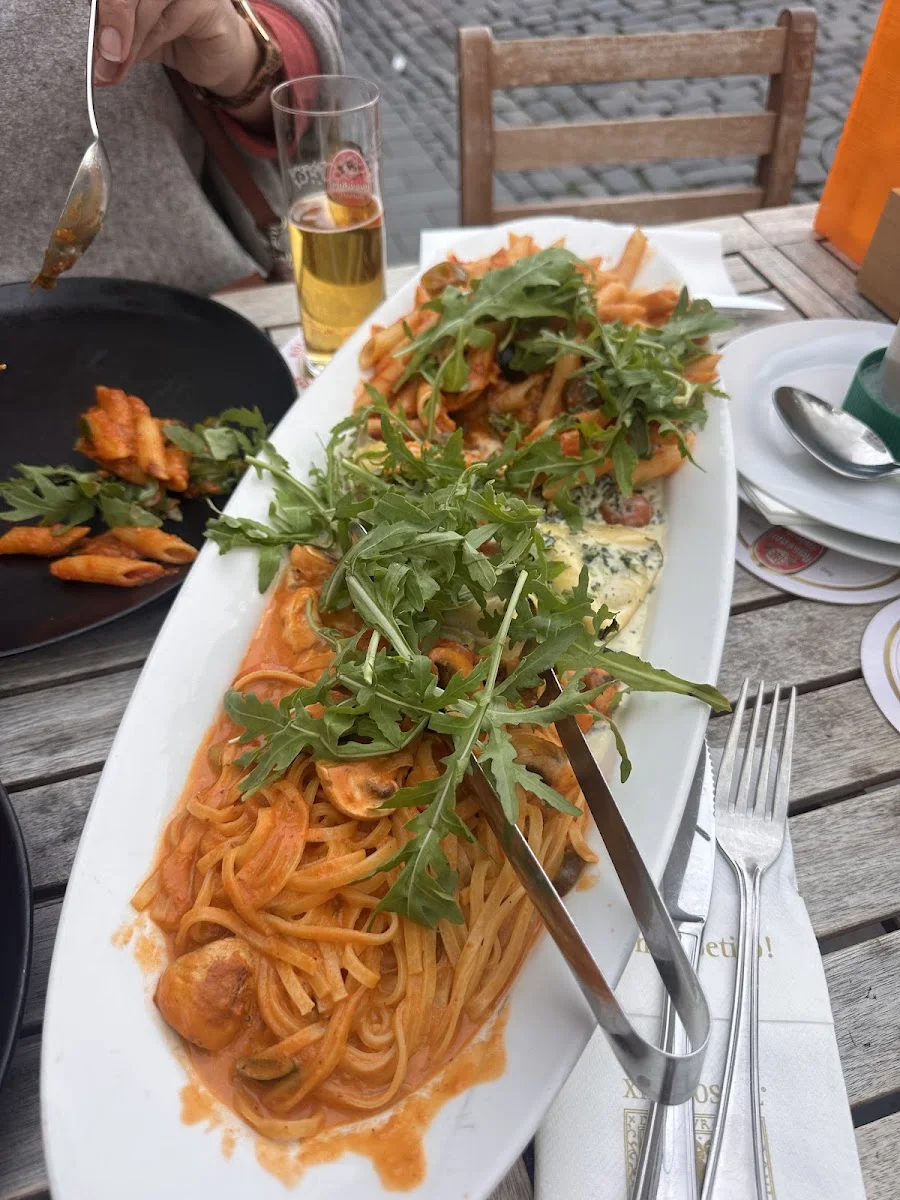 XII Apostel Köln – Restaurant in Köln, Nordrhein-Westfalen