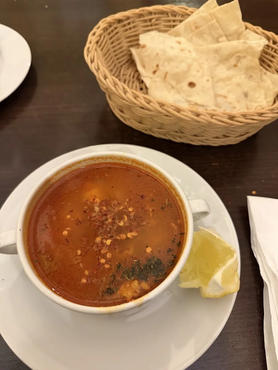 Yöre Gözleme & Mantı Evi – Linsensuppe in Berlin