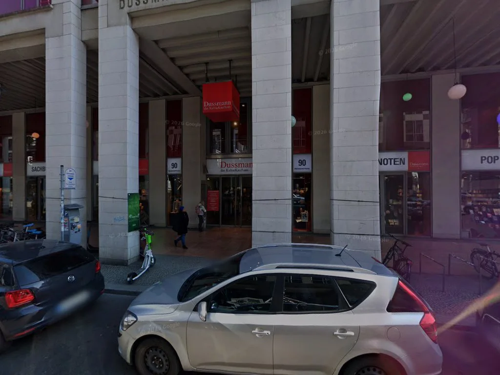 Dussmann das KulturKaufhaus – Street View & 360°-Fotos in Berlin