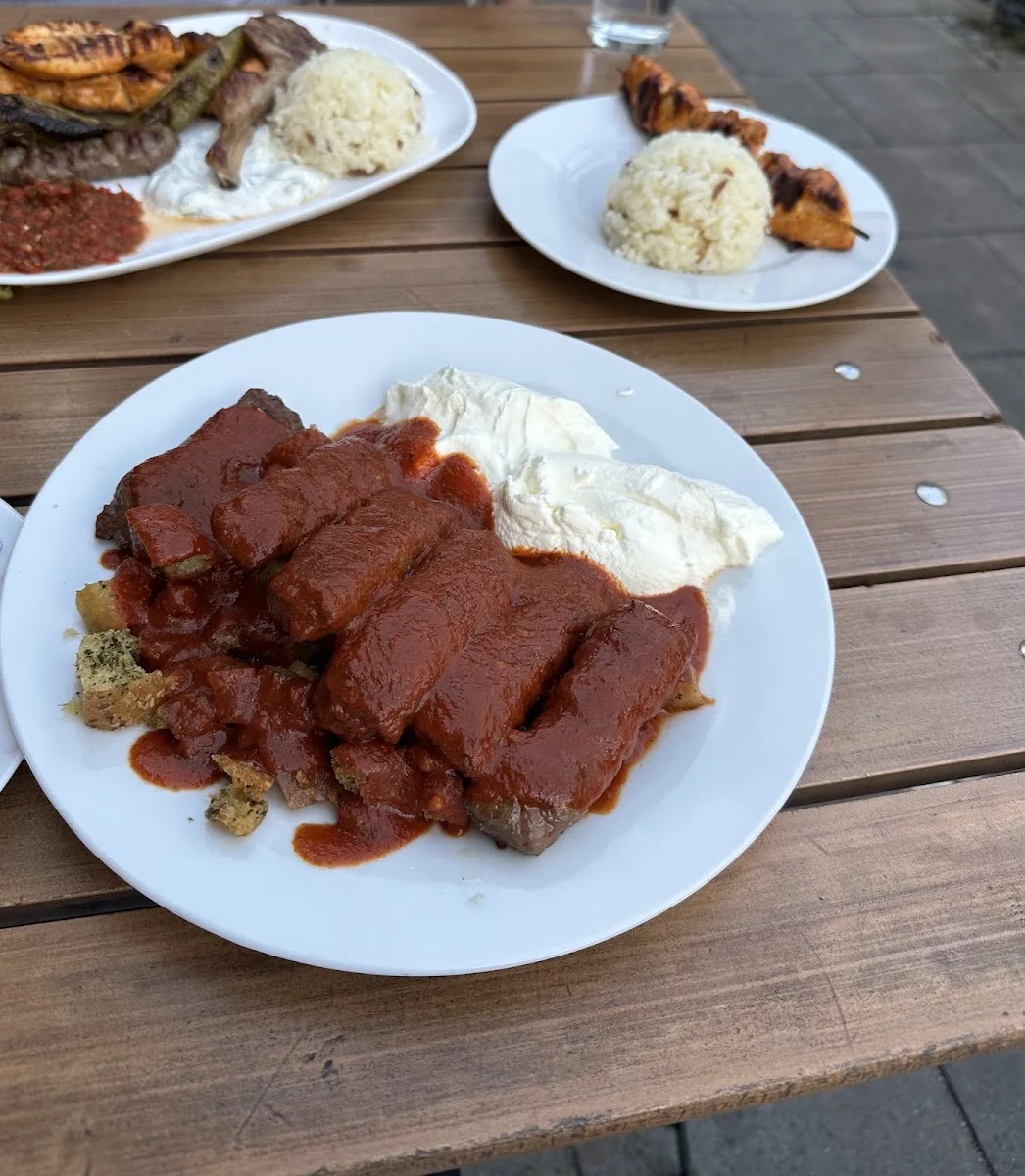 Sultanahmet Koftecisi München – Türkisches Restaurant in München, Bayern
