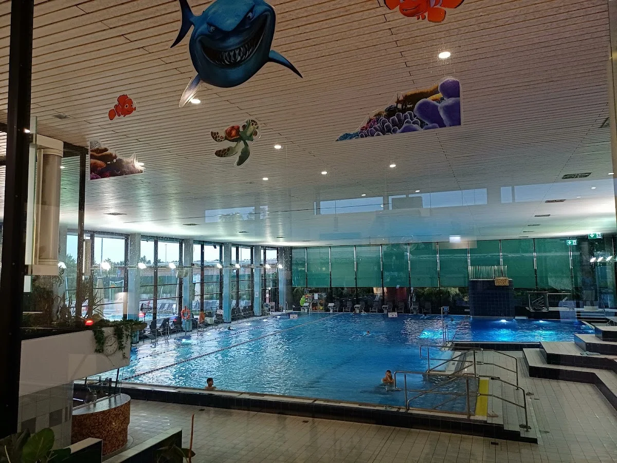 AquariUSH - Familien-Thermalbad & Sauna Oase – Thermalbad in Unterschleißheim, Bayern