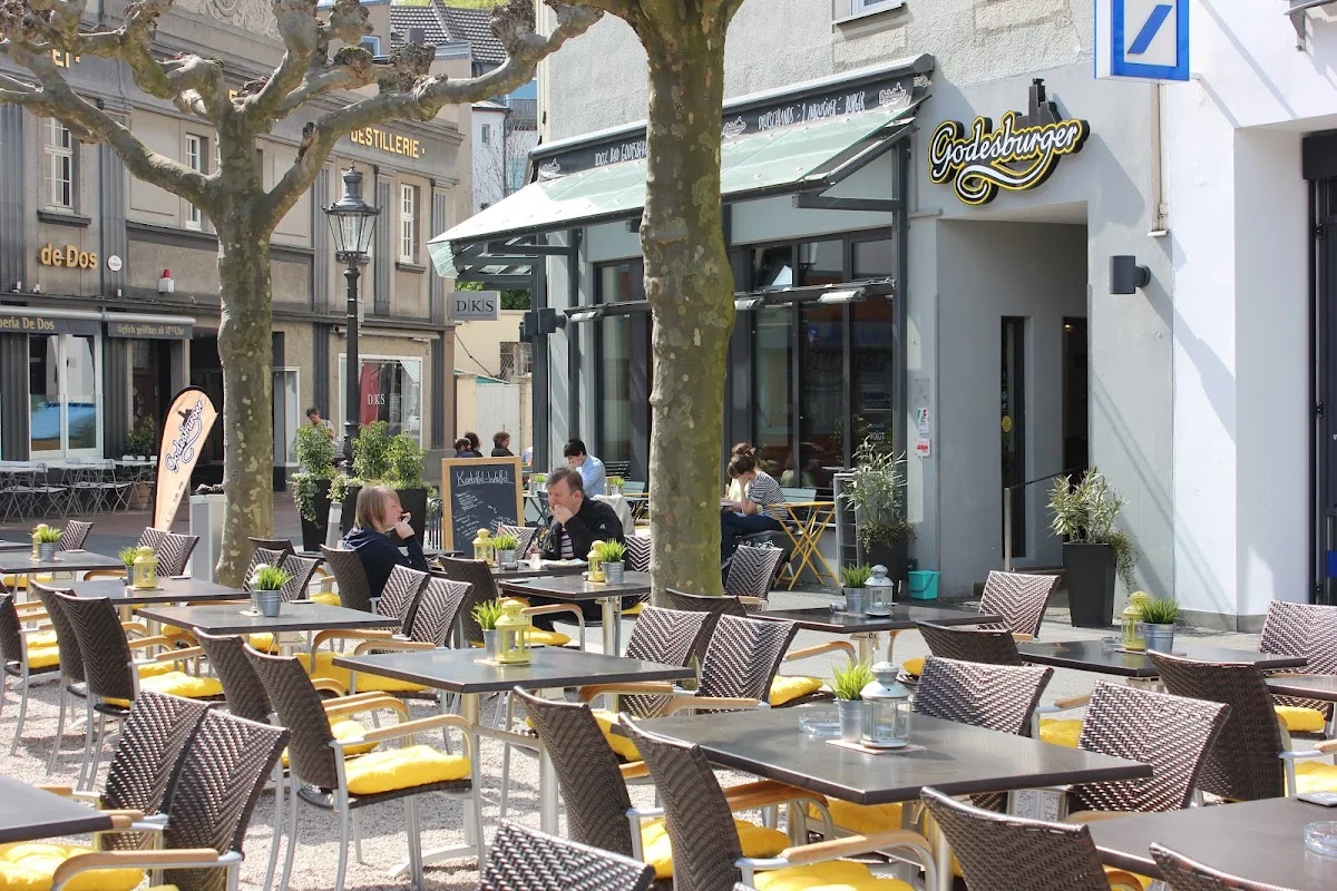 Godesburger – Atmosphäre in Bonn, Nordrhein-Westfalen