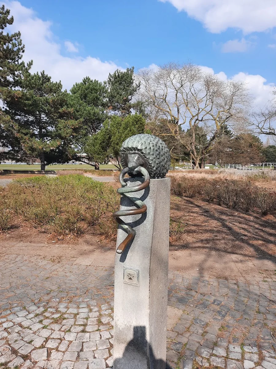 Rheinpark – Igelbrunnen in Köln, Nordrhein-Westfalen