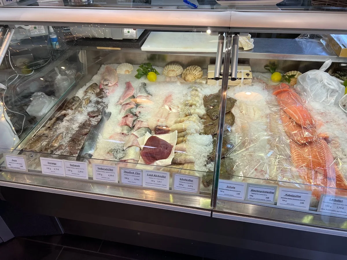 Seefisch & Meer – Atmosphäre in Overath, Nordrhein-Westfalen
