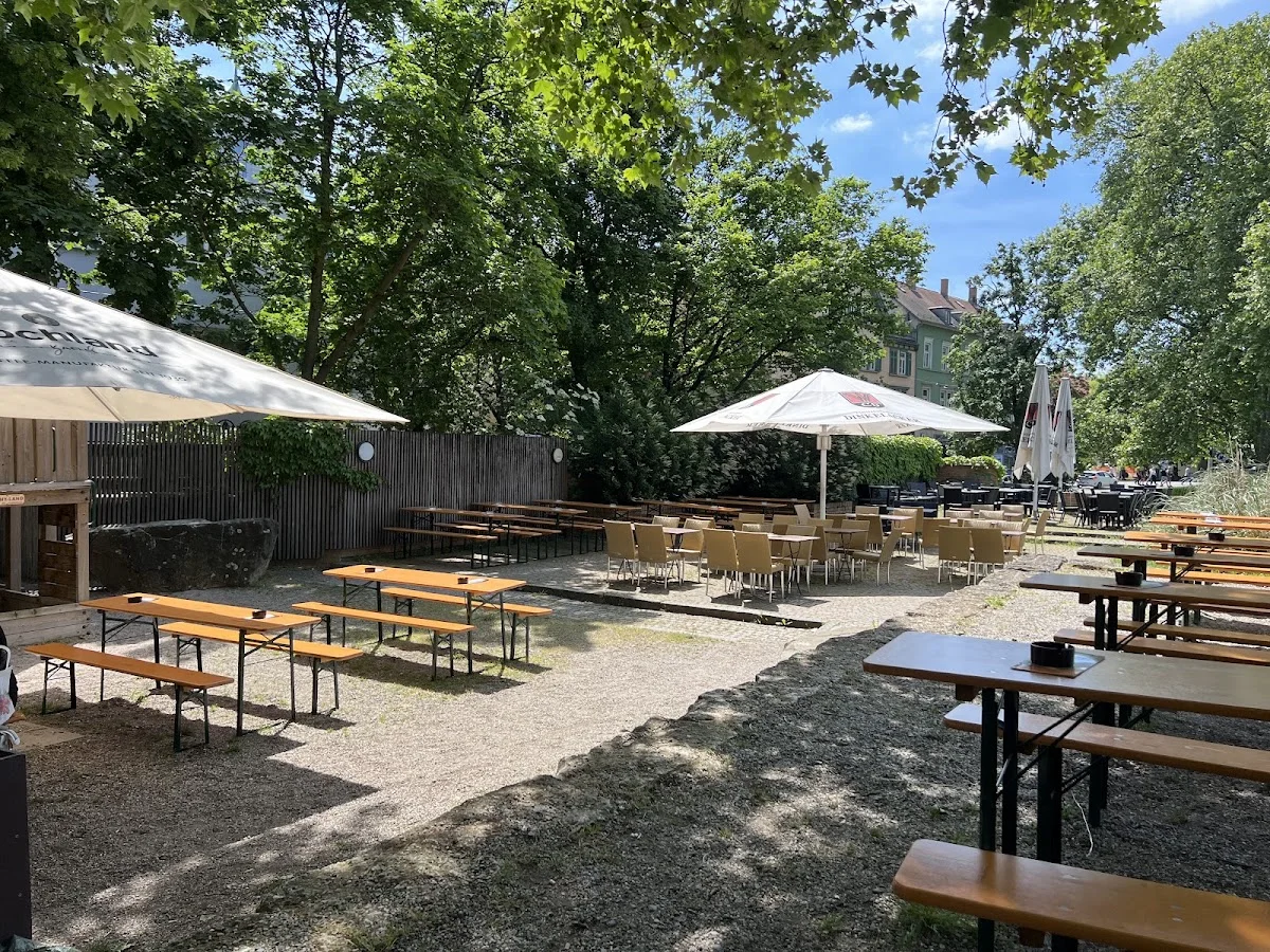 Neckarbiergarten – Atmosphäre in Stuttgart, Baden-Württemberg