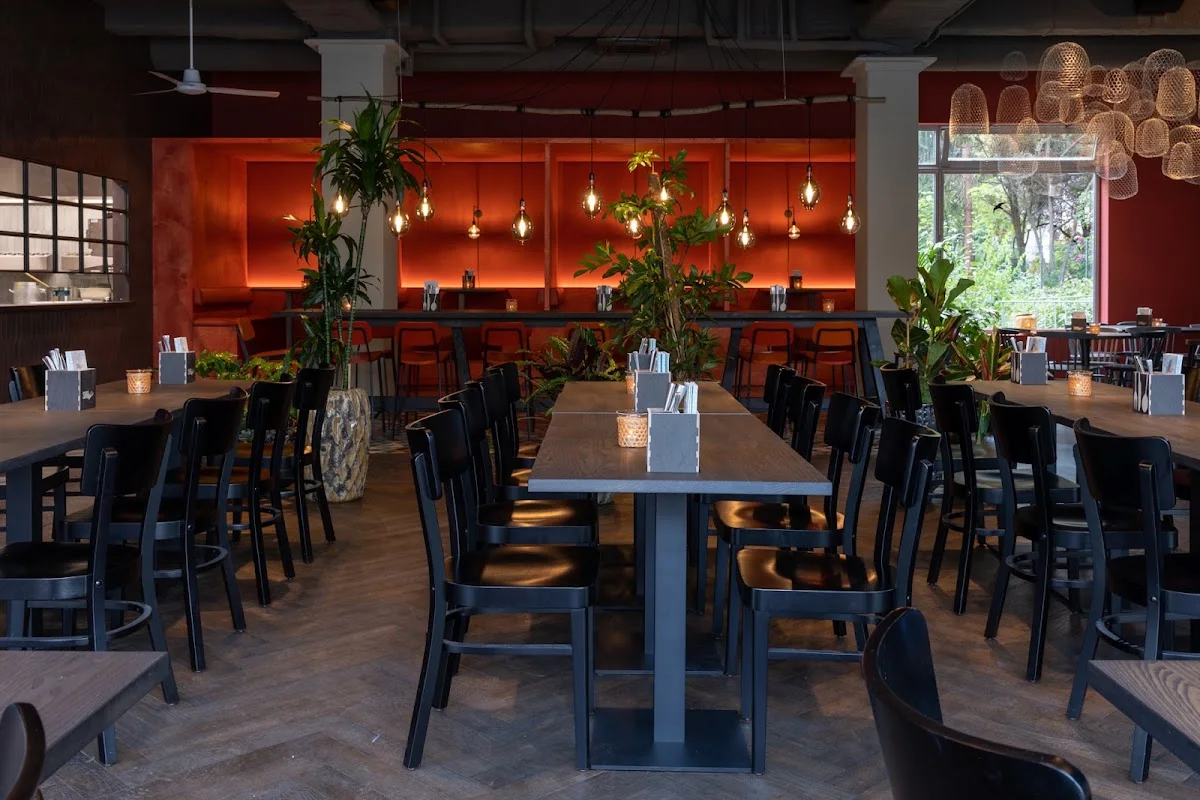 SVAAdish Hoheluft – Atmosphäre in Hamburg