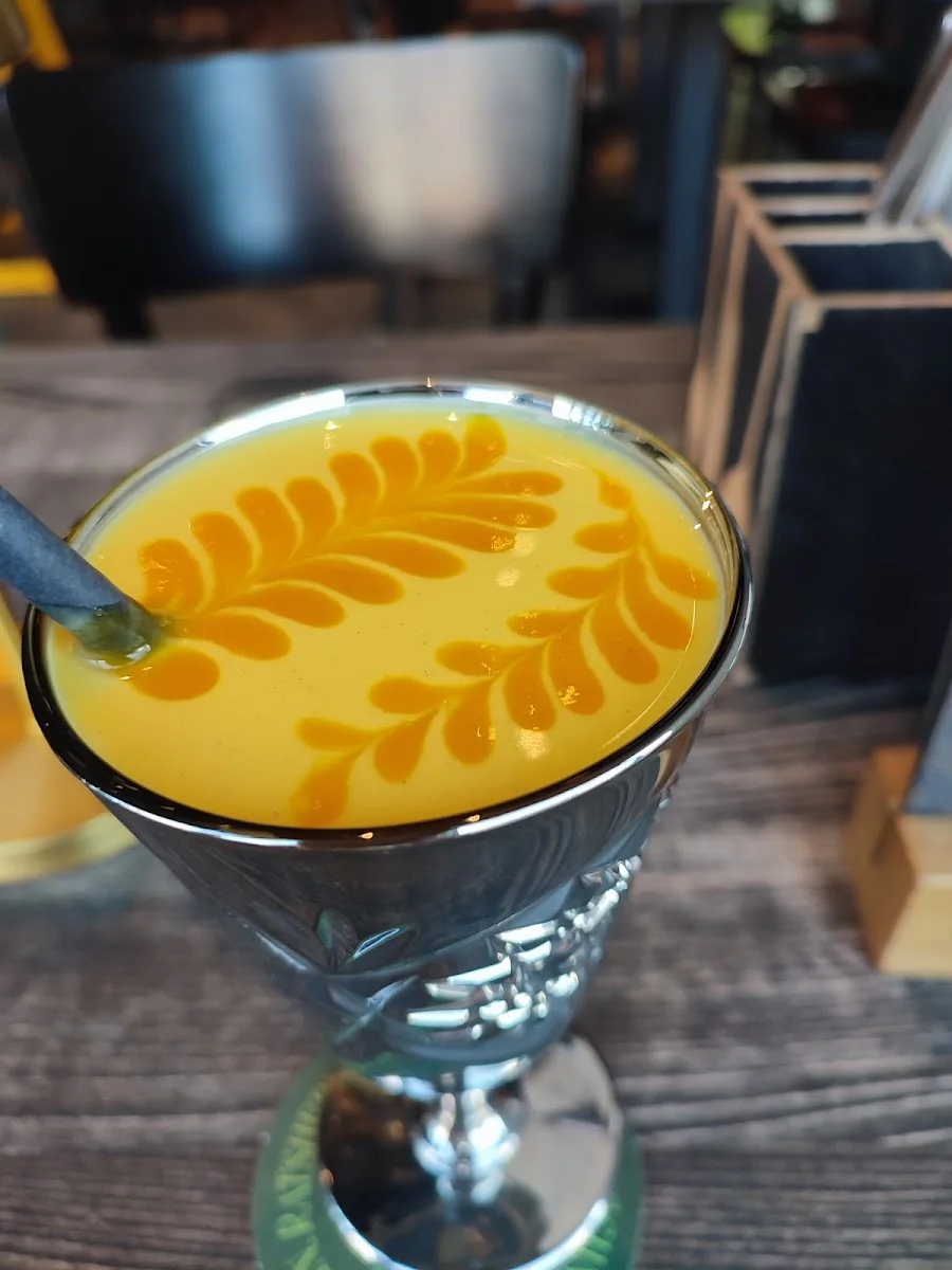 SVAAdish Hoheluft – Lassi in Hamburg