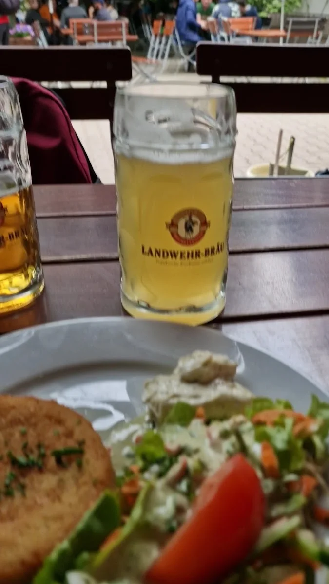 Waldschänke Brückkanal – Biergarten in Feucht, Bayern