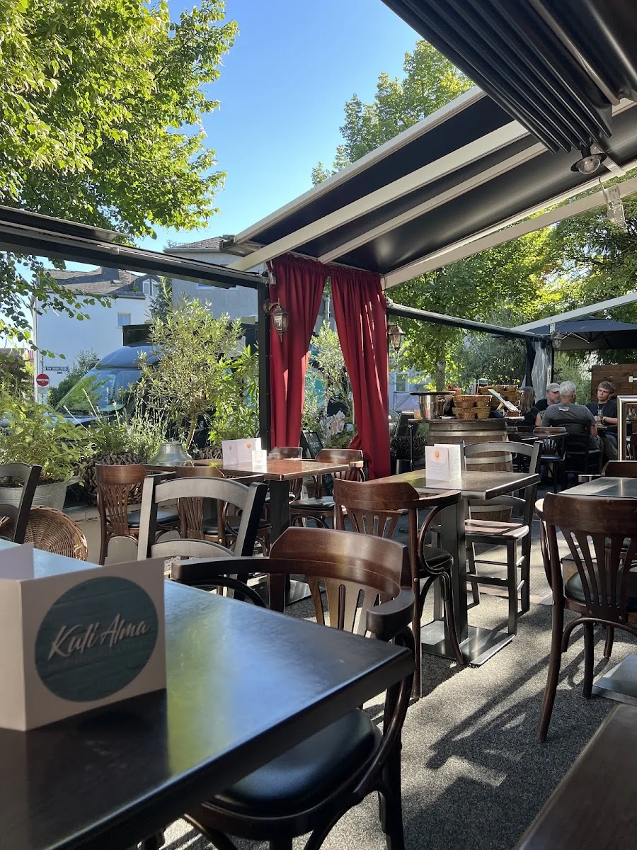 Kuli Alma – Atmosphäre in Frankfurt am Main, Hessen