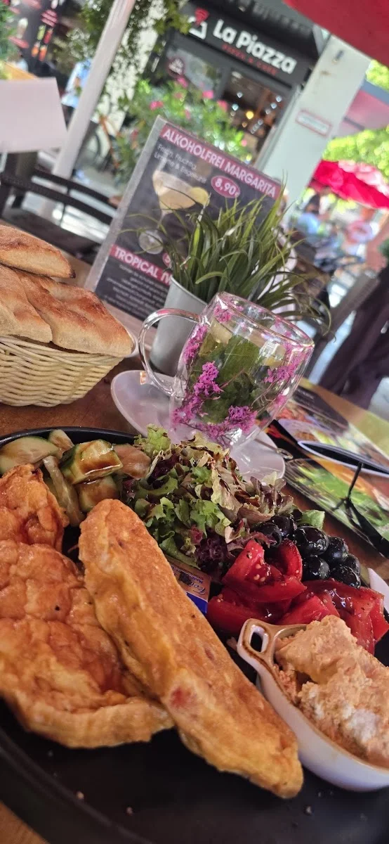 La Piazza - Hanau - Pizza & Café – Restaurant in Hanau, Hessen