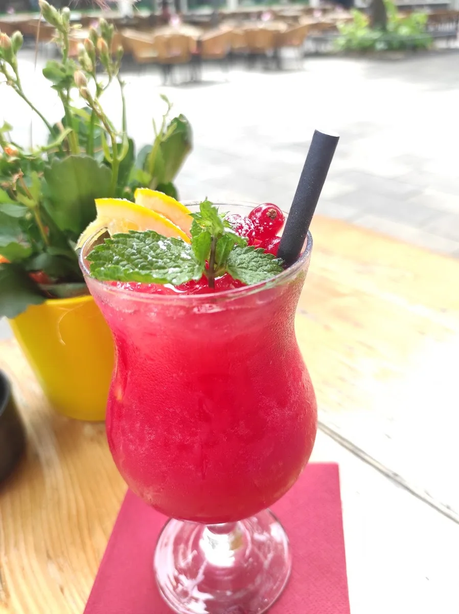 La Piazza - Hanau - Pizza & Café – Saft in Hanau, Hessen